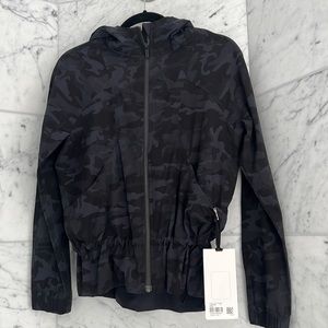 Lululemon Pack it up jacket